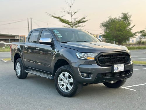 លក់ Ford Ranger XLT 2022 ម៉ាសុីនធំ3.2L ថ្នាំសុីន100% ម្ចាសដើមទី១ថ្មីណាស់