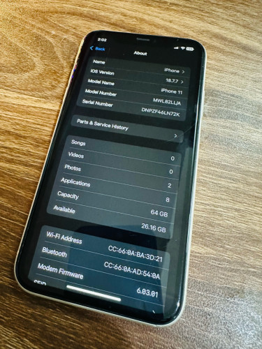 លក់iphone 11 64G មានស្គេនមុខ សុីនទាំងអស់ 155$