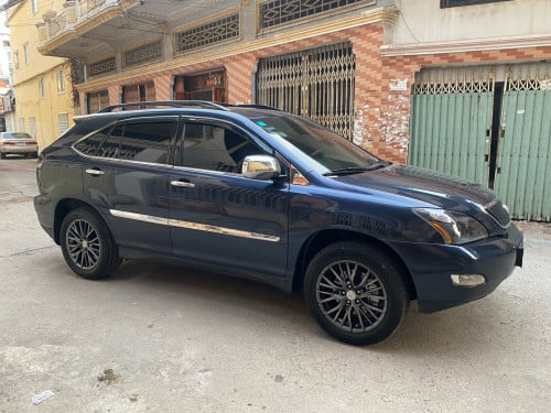ឡានលក់ Lexus 330 ឆ្នាំ04ប៉ុង1 ពាក់កណ្តាល ហ្វូល