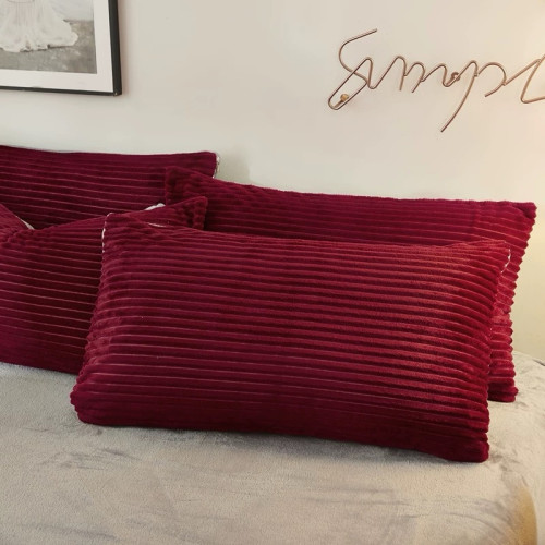ក្នើយសំលី Pillow