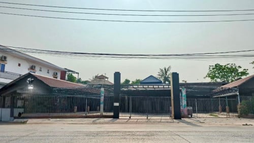 ហាងសំរាប់ជួលផ្លូវ២០០៤ សែនសុខ / Shop for rent Street 2004, Sensok