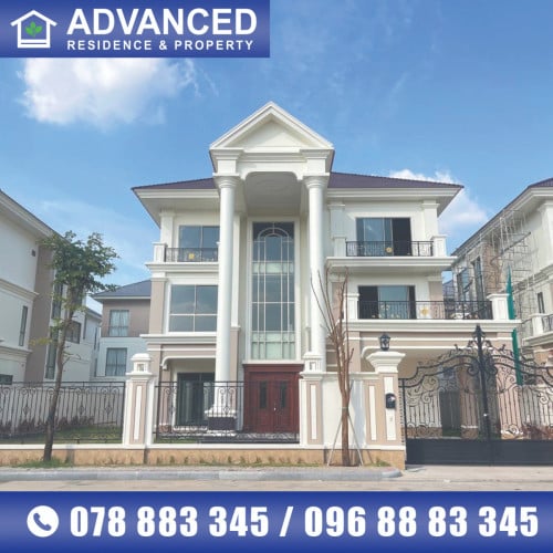 🏘 វីឡាឃ្វីន (Queen) ទល់មុខសួនធំ ក្នុងបុរី ប៉េងហួតបឹងស្នោ ត្រូវការលក់បន្ទាន់ខ្លាំង (កូដ: A01-062641)