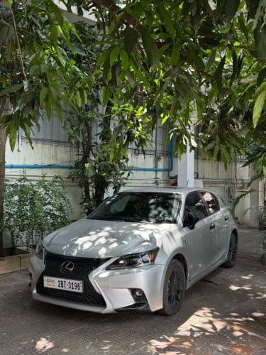 2013 Lexus CT200H FSport Zin