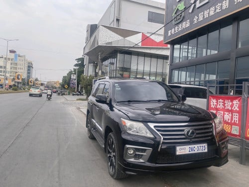 2015年精品LX570