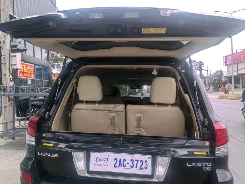 2015年精品LX570