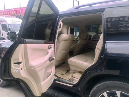 2015年精品LX570