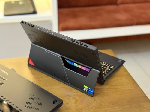 Asus ROG Flow Z13 GZ301ZC ( Grade A )CPU Core i7-12th, RAM 16GB, SSD 512GB, VGA Nvidia RTX3050 4GB