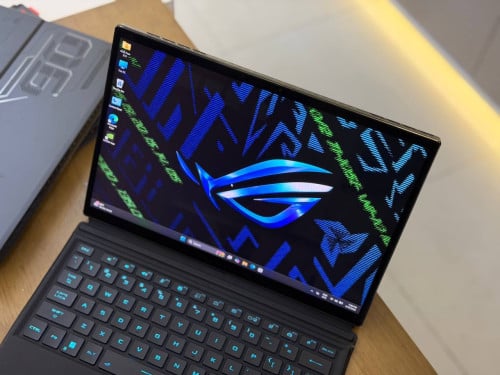 Asus ROG Flow Z13 GZ301ZC ( Grade A )CPU Core i7-12th, RAM 16GB, SSD 512GB, VGA Nvidia RTX3050 4GB