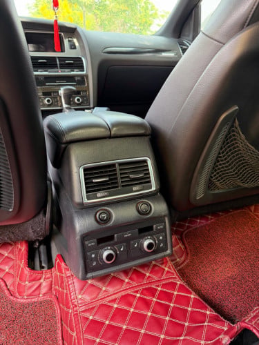 Audi-Q7ឆ្នាំ2012 full(ស្មាតឃី)