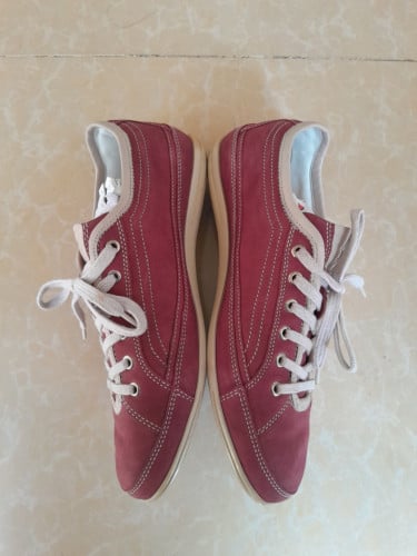 ORIGINAL HUGO BOSS USED SHOES FOR SALE