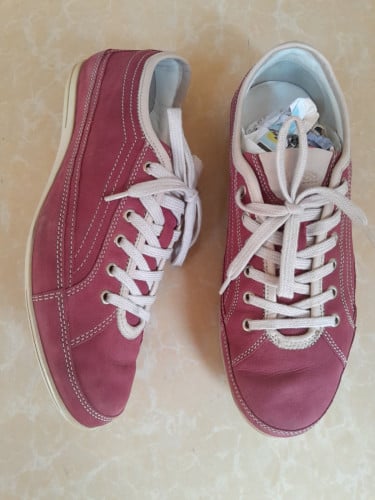 ORIGINAL HUGO BOSS USED SHOES FOR SALE