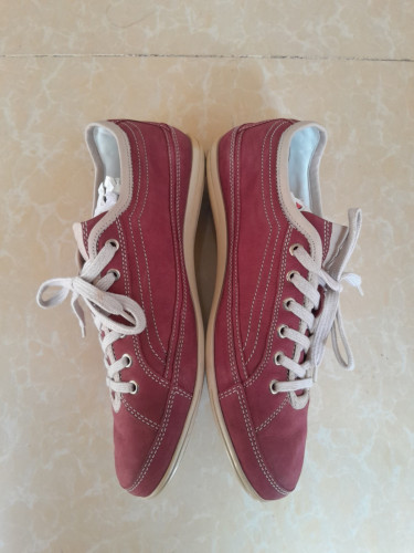 ORIGINAL HUGO BOSS USED SHOES FOR SALE