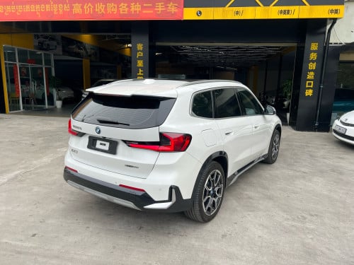 BMW IX1 xDrive30L EV 2024