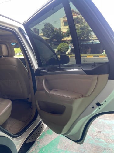 BMW X5 2008 តម្លៃ​ 8900$ ចចារ