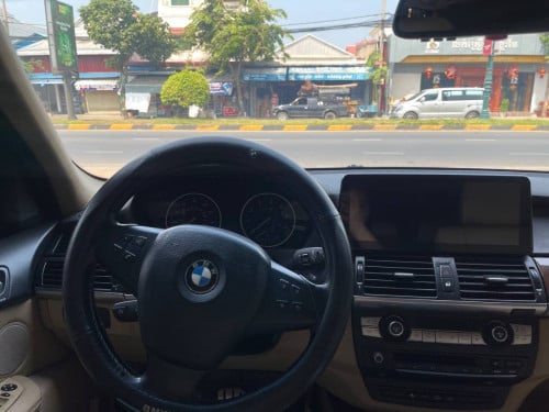 BMW X5 2008 តម្លៃ​ 8900$ ចចារ