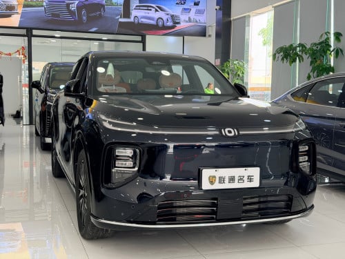Changan Q07 PHEV