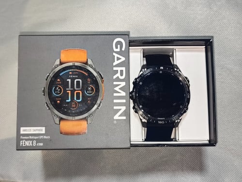 fēnix® 8 – 47 mm, AMOLED Sapphire, Titanium with Spark Orange/Graphite Silicone Band