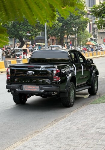 Ford Ranger Raptor 2023 សាំង​ , ម្ចាស់ដេីម​ទិញខ្លាញ់គោ​