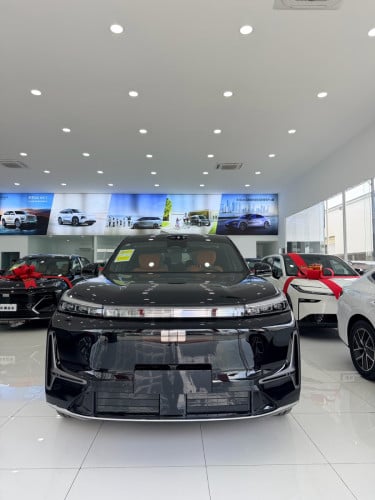 Geely M9 PHEV full option