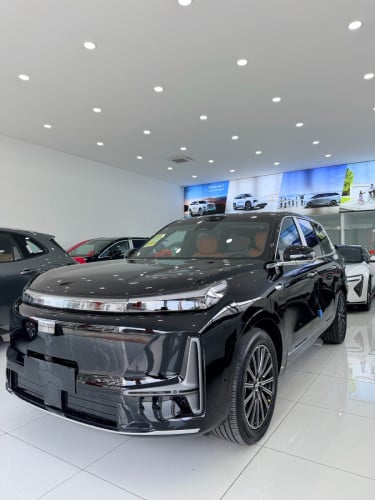 Geely M9 PHEV full option