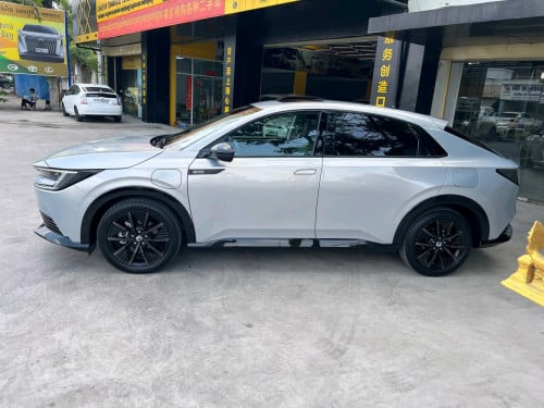 Honda eNP2 2025 EV