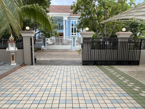 House for rent 5bedroom and 6bathroom close to Aeon Sen Sok