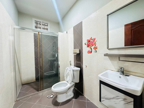 House in Berey good location for rent