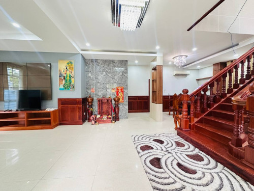 House in Berey good location for rent