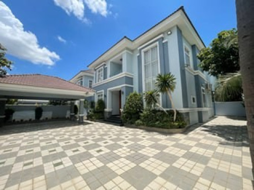 House in Berey good location for rent