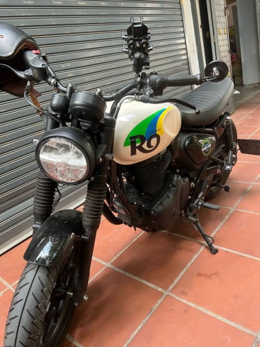 Hunter 350 modified ហើយស្អាតមានគ្រឿងសុីនអោយទាំងអស់
