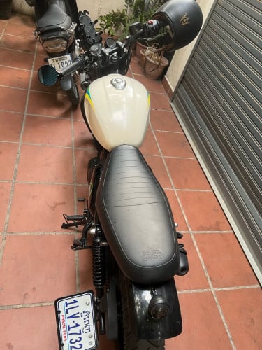 Hunter 350 modified ហើយស្អាតមានគ្រឿងសុីនអោយទាំងអស់