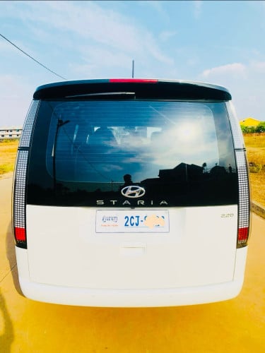 HYUNDAI STARIA 2022 លក់