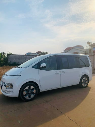 HYUNDAI STARIA 2022 លក់