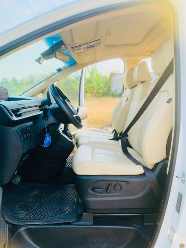 HYUNDAI STARIA 2022 លក់