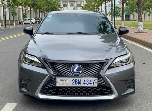 Lexus ct200h 2012 Hybrid ម្ចាស់ដើម ស៊ីសាំងតិច
