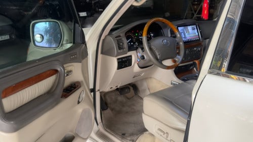 Lexus Lx470 04 [Full Option] + ធុងហ្គាស ចរចារបាន