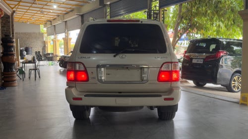 Lexus Lx470 04 [Full Option] + ធុងហ្គាស ចរចារបាន