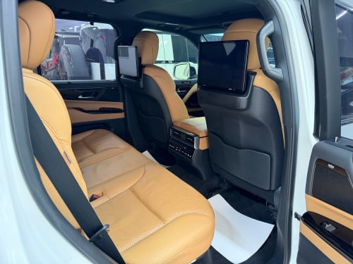 LEXUS LX600 2022