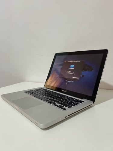 MACBOOK Pro 2012
