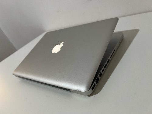MACBOOK Pro 2012