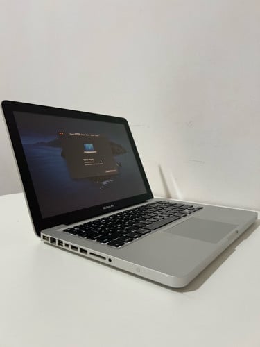 MACBOOK Pro 2012