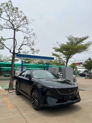 Mazda ez60 option 2 (Range 600km)