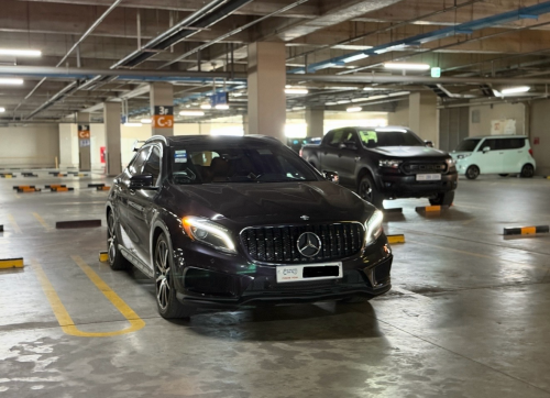Mercedes Benz GLA45 AMG 2015