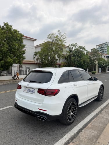 Mercedes-Benz GLC300 Up 2022