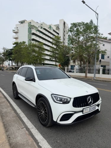 Mercedes-Benz GLC300 Up 2022