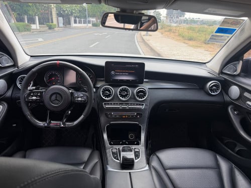 Mercedes-Benz GLC300 Up 2022