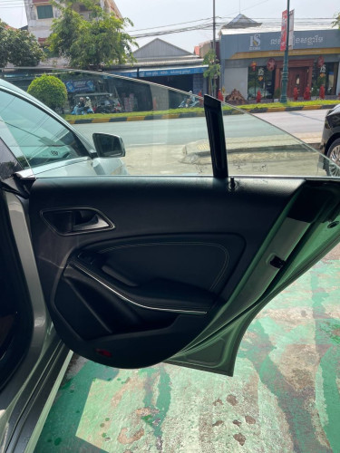 Mercedes CLA220D 2014 តម្លៃពិសេស​ $21500