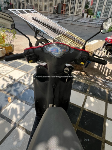 NexII 020សោធំ ថ្មីណាស់ មានលក់នៅហាង( សេង សុខឡា 9999)