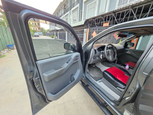 Nissan Frontier 05 P1 ហ្កាស់រួចឯកសារគ្រប់