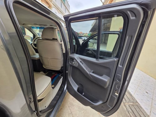 Nissan Frontier 05 P2អូតូកាពីតាស់សាំងឯកសារគ្រប់